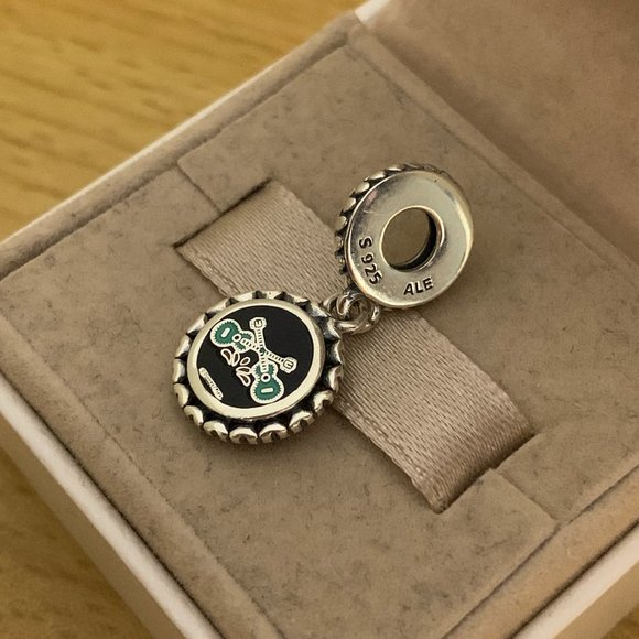 Pandora Disney Coco Two Sided Dangle Charm Pendant,Guitar, musical, skull head - Picture 7 of 7